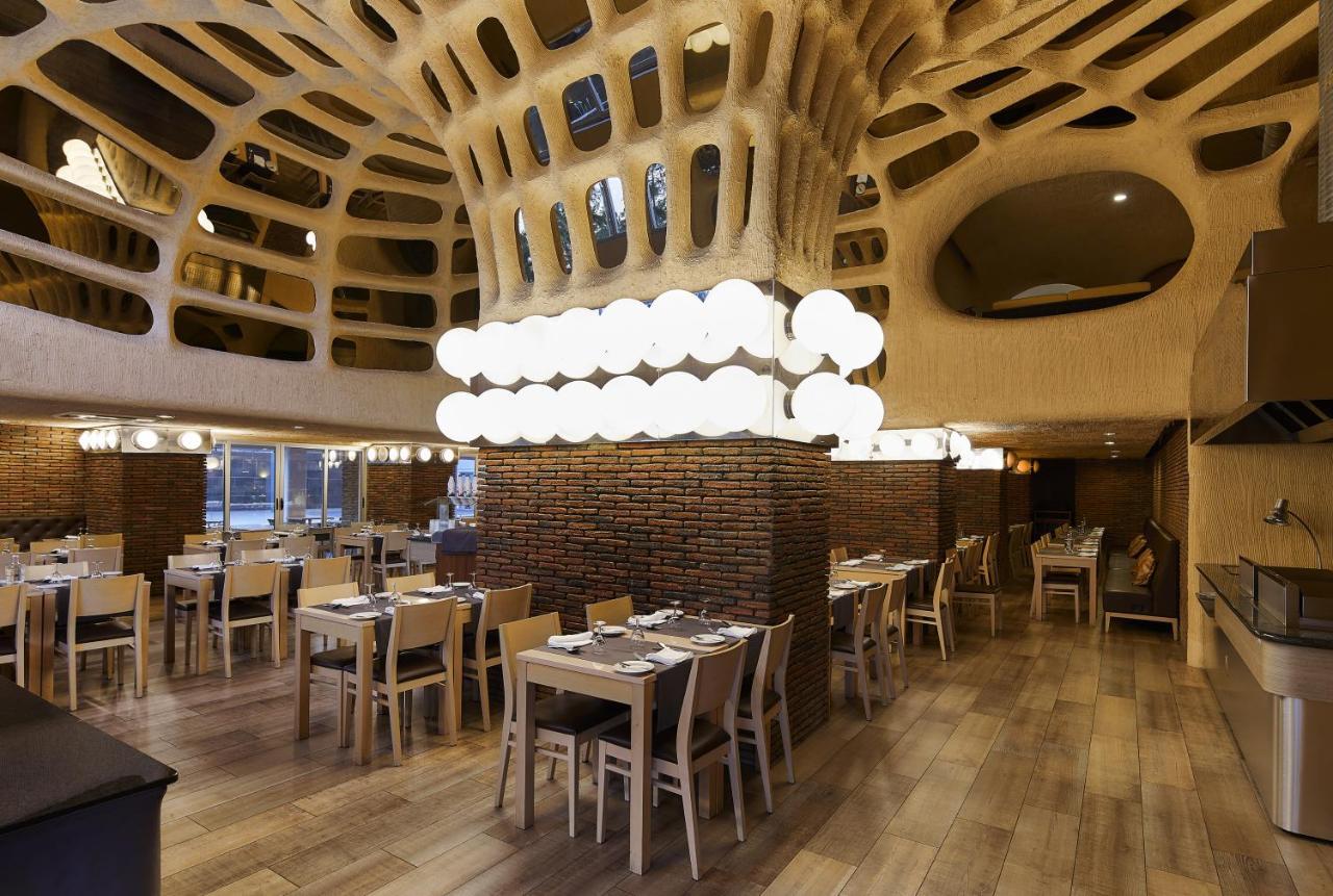Alcazar Hotel & Spa Monte Gordo Bagian luar foto